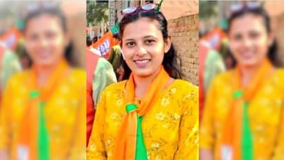 അധ്യാപികയായ ബിജെപി പ്രവര്‍ത്തക മരിച്ച നിലയില്‍; മൃതദേഹം കണ്ടെത്തിയത് സ്‌കൂള്‍ വളപ്പില്‍