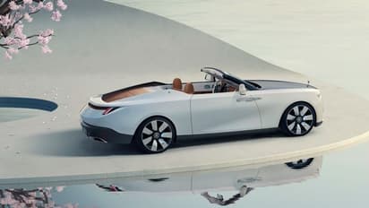 ವಿಶ್ವದ ಅತ್ಯಂತ ದುಬಾರಿ, ರೋಮ್ಯಾಂಟಿಕ್ ಕಾರು, ರೋಲ್ಸ್ ರಾಯ್ಸ್ ಅರ್ಕಾಡಿಯಾ ಅನಾವರಣ!