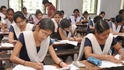 പ്ലസ് ടു ബയോളജി, കണക്ക് പരീക്ഷകളുടെ ചോദ്യപ്പേപ്പര്‍ ചോർന്നു; വാട്സ്ആപ്പിൽ പ്രചരിച്ചു; സംഭവം ഉത്തര്‍പ്രദേശിൽ