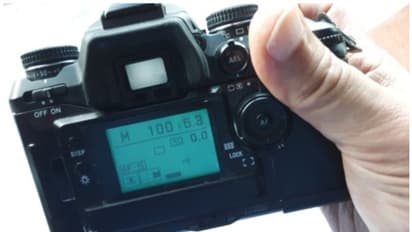 ജന്മദിനാഘോഷത്തിനിടെ ക്യാമറയുടെ ബാറ്ററി തീർന്നു; വീഡിയോഗ്രാഫറുടെ വായിലേക്ക് വെടിയുതിർത്ത് ക്രൂരത