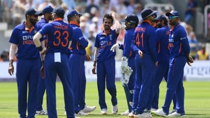 ബിസിസിഐ അവന് കരാര് നല്കാതെ തഴഞ്ഞത് ശരിക്കും അത്ഭുതപ്പെടുത്തി, തുറന്നു പറഞ്ഞ് ആകാശ് ചോപ്ര