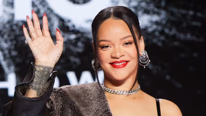 ಅನಂತ್- ರಾಧಿಕಾ ವಿವಾಹಕ್ಕೆ ಎನರ್ಜಿ ತುಂಬಿದ ರಿಹಾನಾ; ಒಂದು ಪ್ರದರ್ಶನದ ಸಂಭಾವನೆ ಕೇಳಿದ್ರೆ ತಲೆ ತಿರುಗುತ್ತೆ!