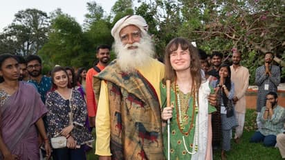 சத்குருவின் விருப்பப் பாடலை பாடிய ஜெர்மன் பாடகி! - சத்குரு பாராட்டு!