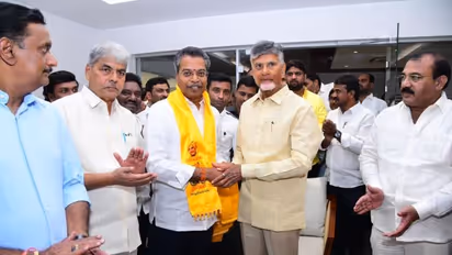 వైసిపికి మరో షాక్ ... టిడిపి గూటికి మరో సిట్టింగ్ ఎమ్మెల్యే