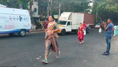 ಆರೋಗ್ಯದ ಜಾಗೃತಿ ಮೂಡಿಸಲು ಬೆಳ್ಳಂ ಬೆಳಗ್ಗೆಯೇ ಸೀರೆಯುಟ್ಟ ಸಾವಿರಾರು ನಾರಿಯರು ರನ್ನಿಂಗ್!  