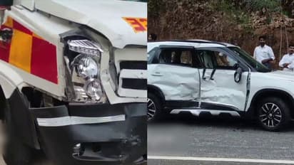 മുഖ്യമന്ത്രിയുടെ വാ​ഹനവ്യൂഹത്തിലെ ആംബുലൻസ് കാറുമായി കൂട്ടിയിടിച്ചു; 5 പേർക്ക് പരിക്ക്