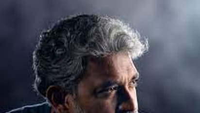 రాజమౌళి మెచ్చిన మలయాళ  హీరోయిన్, జక్కన్న నెక్ట్స్ ప్రాజెక్ట్ లో  నటిస్తోందా..? 