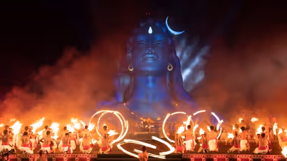 ஈஷா மஹாசிவராத்திரி விழா வெற்றி பெற பிரதமர் மோடி வாழ்த்து!