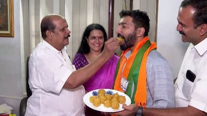 'അനിലിനോട് പിണക്കമില്ല', മധുരം നല്കി സ്വീകരിച്ച് പിസി ജോര്ജ്; തുഷാര് വെള്ളാപ്പള്ളിക്കും മറുപടി