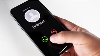 '15 മിനിട്ടിൽ തിരികെത്തരാം'; 57കാരനിൽ നിന്ന് 85 ലക്ഷം തട്ടി, നഷ്ടമായത് മകന്റെ വിദേശ പഠനത്തിന് നിക്ഷേപിച്ച പണം