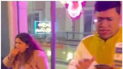 ഭക്ഷണ ശേഷം നൽകിയ മൗത്ത് ഫ്രഷ്നറിൽ നിന്ന് പൊള്ളലേറ്റു, രക്തം ‌ഛർദിച്ചു; റസ്റ്റോറന്റ് മാനേജർ അറസ്റ്റിൽ