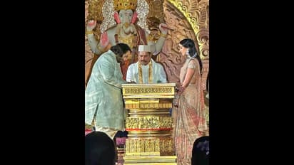 ಅಂಬಾನಿ ಮನೆ ಕಾರ್ಯಕ್ರಮದಲ್ಲಿ ಕುಣಿದಿದ್ದಕ್ಕೆ ಶಾರೂಖ್, ಸಲ್ಮಾನ್, ಆಮೀರ್ ಚಾರ್ಜ್ ಮಾಡಿದ್ದೆಷ್ಟು?