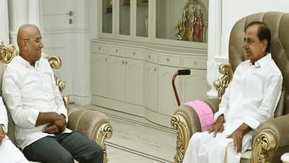 తెలంగాణ రాజకీయాల్లో అనూహ్య పరిణామం.. బీఆర్ఎస్, బీఎస్పీల దోస్తీ..