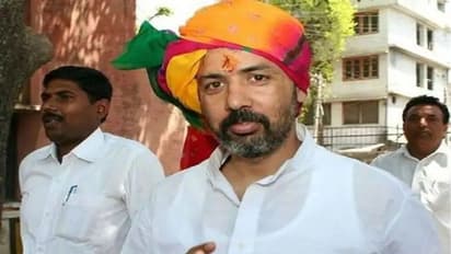 Ex MP Dhananjay Singh: कभी पुलिस ने जिसका कर दिया था एनकाउंटर, 3 शादियां, 45 एफआईआर, बाहुबली का ऐसा रहा सफर