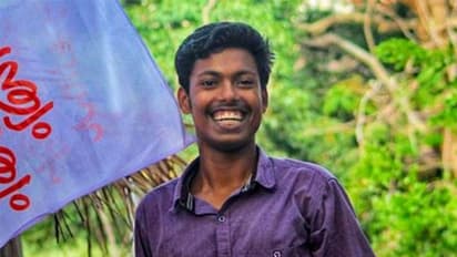 കുറ്റപത്രം നൽകി 6 വർഷം കഴിഞ്ഞു, വിചാരണ തുടങ്ങിയില്ല; അഭിമന്യുവിൻ്റെ അമ്മയുടെ ഹർജിയിൽ ഹൈക്കോടതി ഇടപെട്ടു