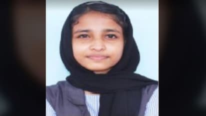 ആത്മഹത്യാശ്രമം, ചികിത്സയിലായിരുന്ന പ്ലസ് ടു വിദ്യാർഥിനി മരിച്ചു