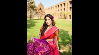 ಲಂಗ ದಾವಣಿಯಲ್ಲಿ ಮಿರಮಿರ ಮಿಂಚಿದ ಶ್ರೀದೇವಿ ಪುತ್ರಿ ಜಾಹ್ನವಿ: ಈ ಬದಲಾವಣೆಗೆ ಟಾಲಿವುಡ್‌ ಕಾರಣವೆಂದ ಫ್ಯಾನ್ಸ್‌!