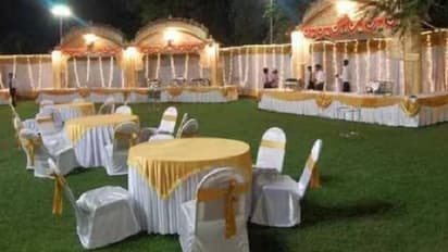 പൂട്ട് തുറന്നത് പക്ഷികള്, കോർപ്പറേഷൻ അടച്ചുപൂട്ടി സീൽവച്ച സ്ഥലത്ത് കയറിയ ഉടമയുടെ വിചിത്രവാദം