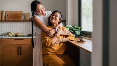 ഫുൾടൈം വീട്ടിലിരുന്നാൽ അച്ഛനുമമ്മയും നൽകും 90,000 രൂപ, ജോലിയില്ലാത്ത യുവാക്കളുടെ പുതിയ ജീവിതം