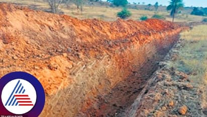 ಕಾಡಾನೆ ದಾಳಿಯಿಂದ ಬೆಳೆ ರಕ್ಷಿಸಿಕೊಳ್ಳಲು ಕಂದಕ ನಿರ್ಮಾಣಕ್ಕೆ ಜಮೀನು ನೀಡಿದ ರೈತರು!