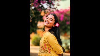  ಚೈತ್ರಾ ಆಚಾರ್ 'ಬ್ಲಿಂಕ್' ನೋಡಲು ರೆಡಿನಾ?