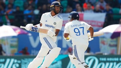 ഇനി ദേവ്ദത്ത്-സര്ഫറാസ് സഖ്യത്തിന്റെ ഊഴം! ഇംഗ്ലണ്ടിനെതിരെ അഞ്ചാം ടെസ്റ്റില് ഇന്ത്യ കൂറ്റന് സ്കോറിലേക്ക്