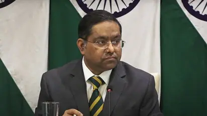 Strong action taken against agents for duping Indians to work in Russian Army: Govt