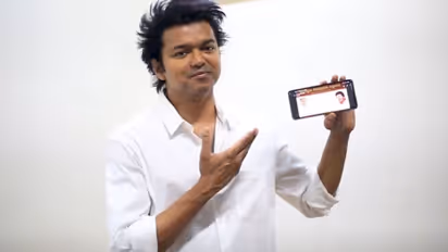 மாஸ் காட்டும் தளபதி.. த.வெ.க உறுப்பினர் சேர்க்கை - சில நிமிடங்களில் சர்வர் டவுன் ஆகும் அளவிற்கு வந்த Requests!