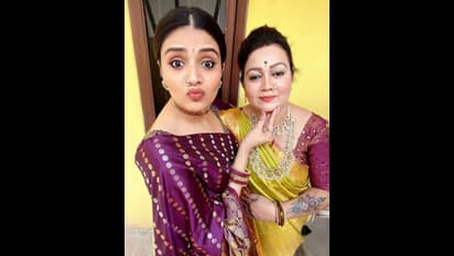 లావుగా ఉందని బాడీ షేమింగ్ కామెంట్లు.. శ్రీముఖికి అండగా నిలిచిన అమ్మా.. స్టార్ యాంకర్ ఎమోషనల్ పోస్ట్