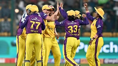 ജയിക്കാൻ 4 പന്തിൽ 2 റൺസ്, പിന്നീട് നടന്നത് അവിശ്വസനീയ ട്വിസ്റ്റ്; വനിതാ ഐപിഎല്ലിൽ ഡല്ഹിയെ വീഴ്ത്തി യുപി