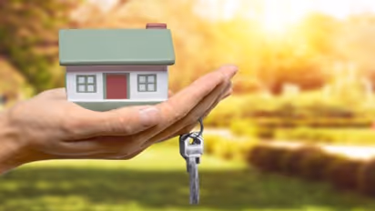 UNBELIEVABLE! THIS Indian businessman buys most expensive property on Bengaluru’s Billionaire Street