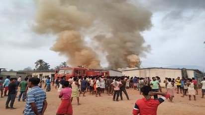 ಕಾರವಾರ: ಸಿಲಿಂಡರ್ ಸ್ಫೋಟ, ಕಾರ್ಮಿಕ ಕಾಲೋನಿಯ ಮನೆಗಳಿಗೆ ಬೆಂಕಿ 