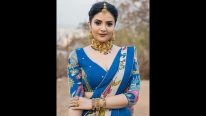 Sreemukhi : యాంకర్ శ్రీముఖికి ఇంటర్ విద్యార్థి రిక్వెస్ట్... అదొక్కటి చేయమంటూ వేడుకున్న స్టూడెంట్!