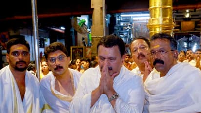 ഇറങ്ങും മുമ്പ് ഒരേയൊരു നിര്ബന്ധമുണ്ടായിരുന്നു മുരളീധരന്; അച്ഛൻ കാട്ടിയ പാതയിൽ പതിവ് തെറ്റിച്ചില്ല