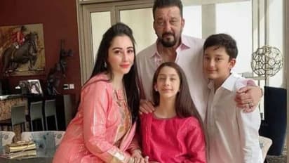 கோடிகளில் புரளும் பாலிவுட் நடிகர்! சொத்து எவ்வளவு இருக்குன்னு தெரியுமா?