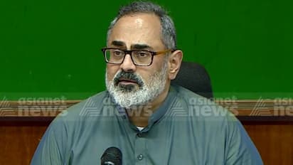 കേരളത്തിന് 21,253 കോടി കടമെടുക്കാൻ കേന്ദ്രം അനുമതി നൽകിയെന്ന് രാജീവ് ചന്ദ്രശേഖർ, മഴക്കെടുതിയിൽ 200 കോടി നൽകും