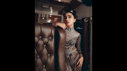 ಬ್ಲ್ಯಾಕ್ ಬಾಡಿ ಸೂಟಲ್ಲಿ ಶಾನೆ ಮಿಂಚ್ತಿದ್ದಾರೆ ಸಾನ್ಯಾ ಅಯ್ಯರ್