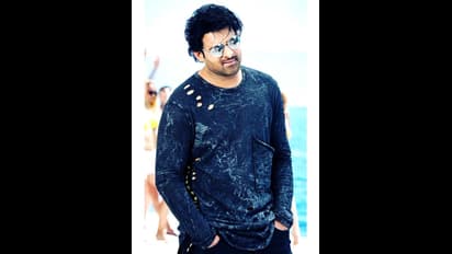 ప్రభాస్ కు చిరాకు తెప్పించే ఫుడ్ ఇదే..? ప్లేట్ లో ఆ ఐటమ్ ఉంటే అస్సలు ముట్టుకోడట.. ? 