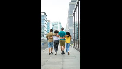 பாஸ் நீங்க நடந்தா மட்டும் போதும்; பணம் கொட்டும்; இத மட்டும் செய்யுங்க!!