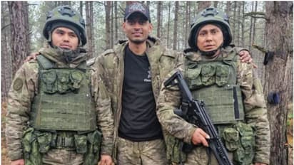 അവസാനമായി ഒരു നോക്ക് കാണാൻ; മകന്റെ ചേതനയറ്റ ശരീരം വാങ്ങാൻ ഹാമിലിയുടെ അച്ഛൻ, മോസ്കോയിലേക്ക് തിരിച്ചു