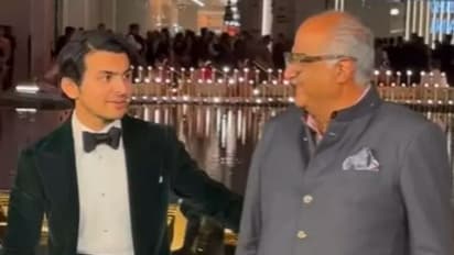 Boney Kapoor confirms Janhvi Kapoor's relationship with Shikhar Pahariya, says 'I love him'