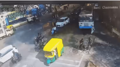 ബസിന്റെ അടിയിലേക്ക് വീണ് വയോധിക മരിച്ചു; അപകടം റോഡ് മുറിച്ചു കടക്കാന്‍ ശ്രമിക്കുമ്പോള്‍