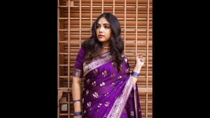 ನೇರಳೆ ಬಣ್ಣದ ಸೀರೇಲಿ ಮಿಂಚಿದ ಅನುಪಮಾ ಗೌಡ, ಮೂಗುತಿ ಇದ್ದಿದ್ರೆ ಇನ್ನೂ ಸೂಪರ್ ಆಗಿ ಕಾಣಿಸ್ತಿತ್ತು ಎಂದ ಫ್ಯಾನ್ಸ್!