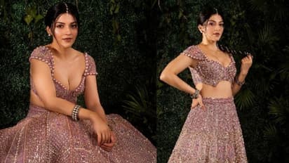 మెగజీన్‌ కోసం బౌండరీలు బ్రేక్‌ చేసిన మెహరీన్‌.. ఇది మామూలు ఫెస్టివల్‌ కాదు.. పండగే  