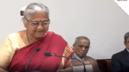 ರಾಜ್ಯಸಭೆ ಸಂಸದರಾಗಿ ಪ್ರಮಾಣವಚನ ಸ್ವೀಕರಿಸಿದ ಸುಧಾಮೂರ್ತಿ!