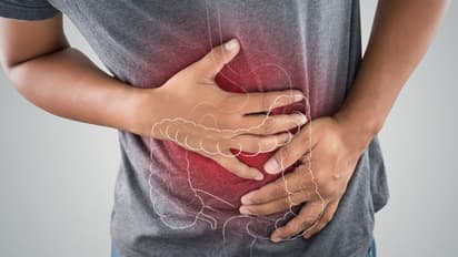 ಬಾಯಿಯಲ್ಲಿರುವ ಬ್ಯಾಕ್ಟೀರಿಯಾ ಕರುಳಿನ ಕ್ಯಾನ್ಸರ್ ಅಪಾಯ ಹೆಚ್ಚಿಸುತ್ತೆ!