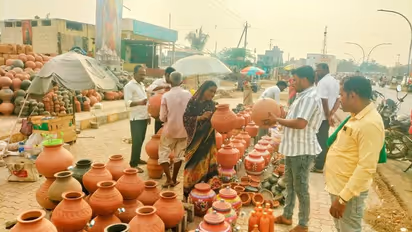 ಅಥಣಿ: ಬಿಸಿಲಿನ ತಾಪಕ್ಕೆ ಬಸವಳಿದ ಜನತೆ, ಬಡವರ ಫ್ರಿಡ್ಜ್ಗೆ ಭಾರೀ ಡಿಮ್ಯಾಂಡ್..!