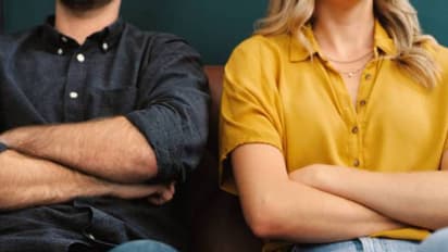 കൂട്ടുകാരികൾക്കൊപ്പം യാത്ര കഴിഞ്ഞുവന്നു, അന്നുതന്നെ ഭർത്താവിനെ ഒഴിവാക്കി യുവതി, കാരണം