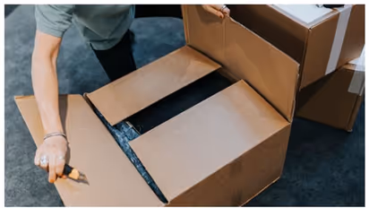 ಆರ್ಡರ್‌ ಕ್ಯಾನ್ಸಲ್‌ ಮಾಡಿದ್ರೂ ಮನೆಗೆ ಬರುತ್ತೆ ಪಾರ್ಸೆಲ್‌! 2 ವರ್ಷದ ಬಳಿಕ ಬಂದ ಕುಕ್ಕರ್‌ ನೋಡಿ ಕಕ್ಕಾಬಿಕ್ಕಿ 