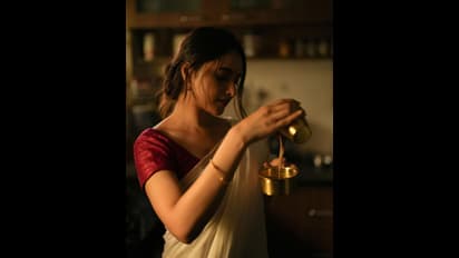 పవన్ కళ్యాణ్ హీరోయిన్ ప్రియాంక మోహన్ లేటెస్ట్ లుక్.. వాళ్లని గుర్తుచేస్తోందిగా!